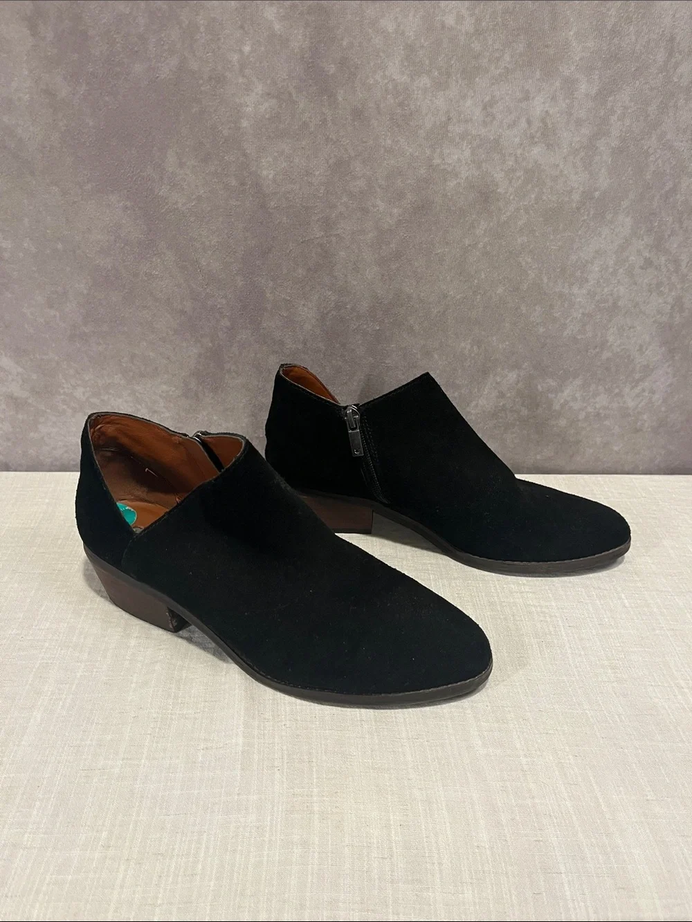 Lucky Brand Fenley Side Zip Black Suede Chukka Boots size 8